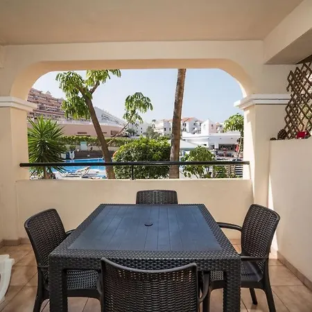 Castle Margherita Apartamento Los Cristianos (Tenerife)